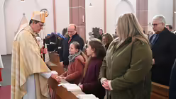 Pontifikalamt mit Kardinal Woelki in Euskirchen / &copy; Beatrice Tomasetti (DR)