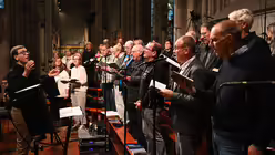 Er&ouml;ffnung Dreik&ouml;nigswallfahrt und "Himmelsleiter" / &copy; Beatrice Tomasetti (DR)