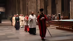 Eröffnung Dreikönigswallfahrt und "Himmelsleiter"Eröffnung Dreikönigswallfahrt und "Himmelsleiter" / © Beatrice TomasettiBeatrice Tomasetti (DR)