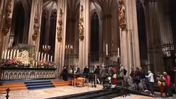 Eröffnung Dreikönigswallfahrt und "Himmelsleiter"Eröffnung Dreikönigswallfahrt und "Himmelsleiter" / © Beatrice TomasettiBeatrice Tomasetti (DR)