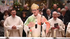 Eine Altarweihe sei heute ein seltenes Ereignis, sagt Kardinal Woelki am Ende der Festmesse. / &copy; Beatrice Tomasetti (DR)