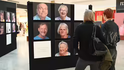 Für die Passanten sind die ungewöhnlichen Seniorenporträts ein Eyecatcher. / © Beatrice Tomasetti (DR)