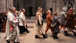Friedenslicht von Bethlehem im Kölner Dom / © Beatrice Tomasetti (DR)