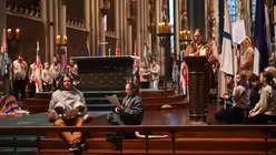 Friedenslicht von Bethlehem im Kölner Dom / © Beatrice Tomasetti (DR)