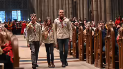 Friedenslicht von Bethlehem im Kölner Dom / © Beatrice Tomasetti (DR)