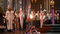 Friedenslicht von Bethlehem im Kölner Dom / © Beatrice Tomasetti (DR)