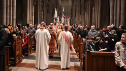 Friedenslicht von Bethlehem im Kölner Dom / © Beatrice Tomasetti (DR)