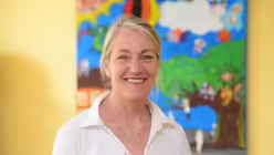 Anja Wagener-Pötters ist an der Katholischen Grundschule Eichelstraße in Bensberg stellvertretende Schulleiterin / © Beatrice Tomasetti (DR)