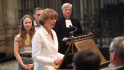 Gottesdienst zum NRW-Tag im K&ouml;lner Dom: Oberb&uuml;rgermeisterin Reker spricht eine F&uuml;rbitte / &copy; Beatrice Tomasetti (DR)
