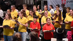 Impressionen vom Mittagsgebet im Rahmen des Prefestivals von PUERI CANTORES 2025 / © Beatrice Tomasetti (DR)