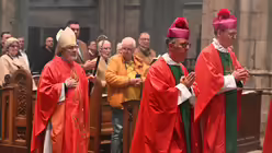 Pontifikalamt am Pfingstmontag im K&ouml;lner Dom / &copy; Beatrice Tomasetti (DR)