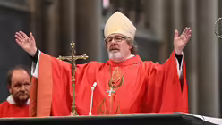 Pontifikalamt am Pfingstmontag im K&ouml;lner Dom / &copy; Beatrice Tomasetti (DR)