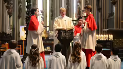 Das Evangelium wird vorgetragen. / © Beatrice Tomasetti (DR)