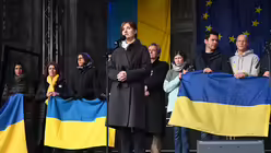  Iryna Shum, Generalkonsulin der Ukraine, bei ihrer Rede vor dem Dom