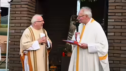 Ende des Erinnerungs-Gottesdienstes auf dem Papsthügel / © Beatrice Tomasetti (DR)