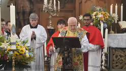 Professor Peter Bruns aus Bamberg h&auml;lt die festliche Abschlussmesse in St. Maria in der Kupfergasse / &copy; Beatrice Tomasetti (DR)