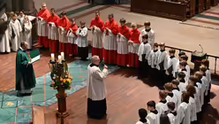 Domkapellmeister Metternich ruft jeden neuen S&auml;nger beim Namen / &copy; Beatrice Tomasetti (DR)