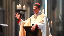 Kardinal Woelki im Pontifikalamt am zwölften Sonntag im Jahreskreis, zugleich Abschluss des Glaubensfests "kommt und seht" / © Beatrice Tomasetti (DR)