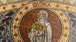 Eine Frauengestalt mit dem archaischsten aller Instrumente, den Glocken, verkörpert die Musik. / © Beatrice Tomasetti (DR)