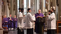 Pontifikalamt / © Beatrice Tomasetti (DR)