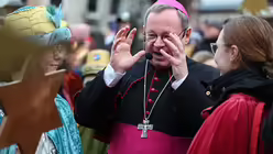 Er&ouml;ffnung 65. Aktion Dreik&ouml;nigssingen in Frankfurt (dpa)