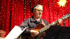 DOMRADIO.DE-Bigband auf dem Weihnachtsmarkt am K&ouml;lner Dom / &copy; Sonja Geus (DR)