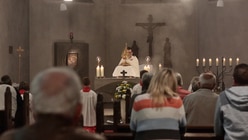 Die eucharistische Anbetung ist das Herzstück des Weltgebetstags – auch in Leverkusen. (rogamus-Stiftung)