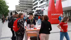 Stand von DOMRADIO.DE auf dem Katholikentag 2022 in Stuttgart / © Martin Biallas (DR)