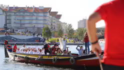 Diözesanbischof António Manuel Moiteiro Ramos begrüßt die Weltjugendtagspilger / © Elena Hong (DR)