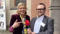 Julia Kl&ouml;ckner im Interview mit DOMRADIO.DE-Chefredakteur Renardo Schlegelmilch auf dem Katholikentag in W&uuml;rzburg am 15. Mai 2026. / &copy; Ralph Sikora  (DR)