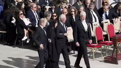 Trauerfeier für Papst Franziskus (dpa)