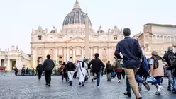 Trauerfeier für Papst Franziskus (dpa)