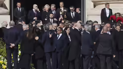 Trauerfeier für Papst Franziskus (dpa)