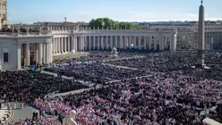 Trauerfeier für Papst Franziskus (dpa)