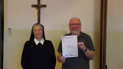 Spendenübergabe an Schule der Salvatroianerinnen / © Sonja Geus (DR)