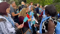 Lichterprozession durch die Vatikanischen G&auml;rten / &copy; Moritz Mayer (DR)