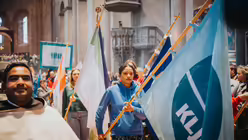 Eindr&uuml;cke der Feier der Bischofsweihe von Pater Joshy Pottackal O.Carm. am vierten Fastensonntag, dem 15. M&auml;rz 2026, im Mainzer Dom mit Bischof Peter Kohlgraf. / &copy; Nicolas Ottersbach (DR)