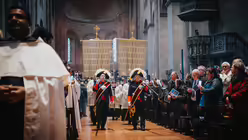 Eindr&uuml;cke der Feier der Bischofsweihe von Pater Joshy Pottackal O.Carm. am vierten Fastensonntag, dem 15. M&auml;rz 2026, im Mainzer Dom mit Bischof Peter Kohlgraf. / &copy; Nicolas Ottersbach (DR)