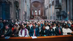 Eindr&uuml;cke der Feier der Bischofsweihe von Pater Joshy Pottackal O.Carm. am vierten Fastensonntag, dem 15. M&auml;rz 2026, im Mainzer Dom mit Bischof Peter Kohlgraf. / &copy; Nicolas Ottersbach (DR)