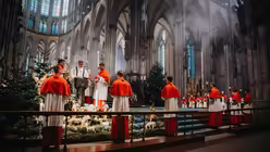 Pontifikalamt am ersten Weihnachtstag 2025 mit Kardinal Woelki. / &copy; Nicolas Ottersbach (DR)