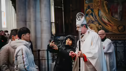 Pontifikalamt am ersten Weihnachtstag 2025 mit Kardinal Woelki. / &copy; Nicolas Ottersbach (DR)