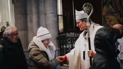 Pontifikalamt am ersten Weihnachtstag 2025 mit Kardinal Woelki. / &copy; Nicolas Ottersbach (DR)