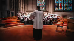 Simon Schuttemeier beim Pontifikalamt im K&ouml;lner Dom zum Hochfest Erscheinung des Herrn 2026 (DR)