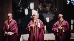 Bischof Peter Kohlgraf bei der Er&ouml;ffnung der Adveniat-Weihnachtsaktion 2025 / &copy; Nicolas Ottersbach (DR)