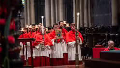 Pontifikalamt an Pfingstsonntag im Kölner Dom / © Nicolas Ottersbach (DR)
