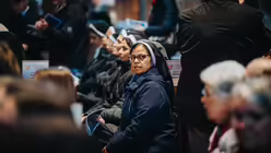 Eindr&uuml;cke der Feier der Bischofsweihe von Pater Joshy Pottackal O.Carm. am vierten Fastensonntag, dem 15. M&auml;rz 2026, im Mainzer Dom mit Bischof Peter Kohlgraf. / &copy; Nicolas Ottersbach (DR)