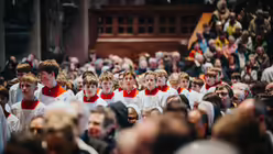 Eindr&uuml;cke der Feier der Bischofsweihe von Pater Joshy Pottackal O.Carm. am vierten Fastensonntag, dem 15. M&auml;rz 2026, im Mainzer Dom mit Bischof Peter Kohlgraf. / &copy; Nicolas Ottersbach (DR)