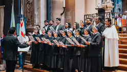 Eindr&uuml;cke der Feier der Bischofsweihe von Pater Joshy Pottackal O.Carm. am vierten Fastensonntag, dem 15. M&auml;rz 2026, im Mainzer Dom mit Bischof Peter Kohlgraf. / &copy; Nicolas Ottersbach (DR)