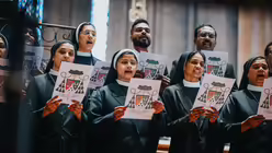 Eindr&uuml;cke der Feier der Bischofsweihe von Pater Joshy Pottackal O.Carm. am vierten Fastensonntag, dem 15. M&auml;rz 2026, im Mainzer Dom mit Bischof Peter Kohlgraf. / &copy; Nicolas Ottersbach (DR)