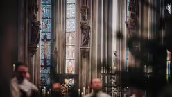 Pontifikalamt am ersten Weihnachtstag 2025 mit Kardinal Woelki. / &copy; Nicolas Ottersbach (DR)